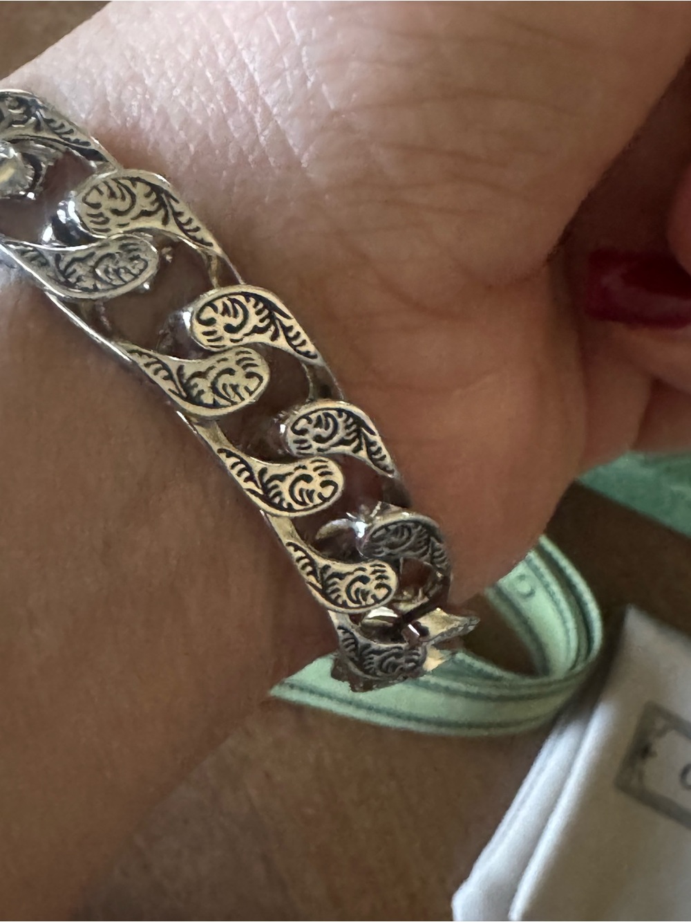 Gucci Silver-Tone Engraved Link Bracelet - Picture 6 of 12